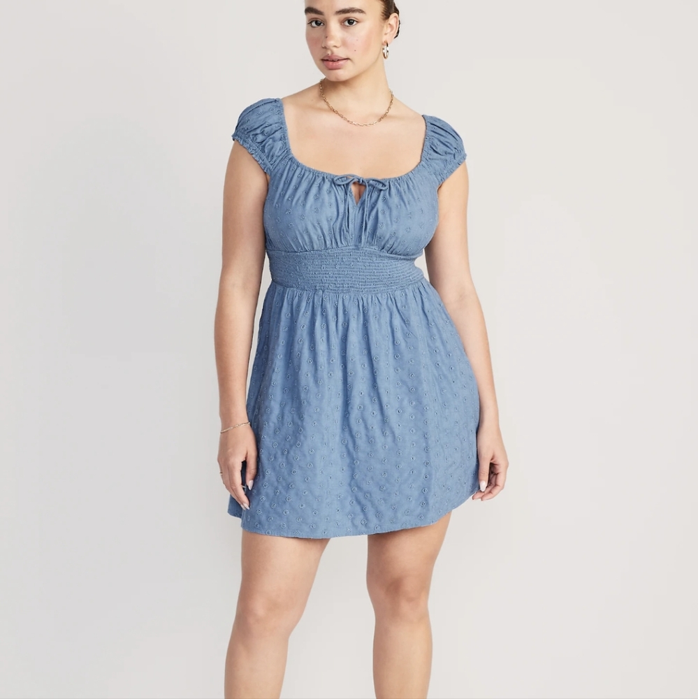 2/$20 Large Old Navy Eyelet Cotton Dress